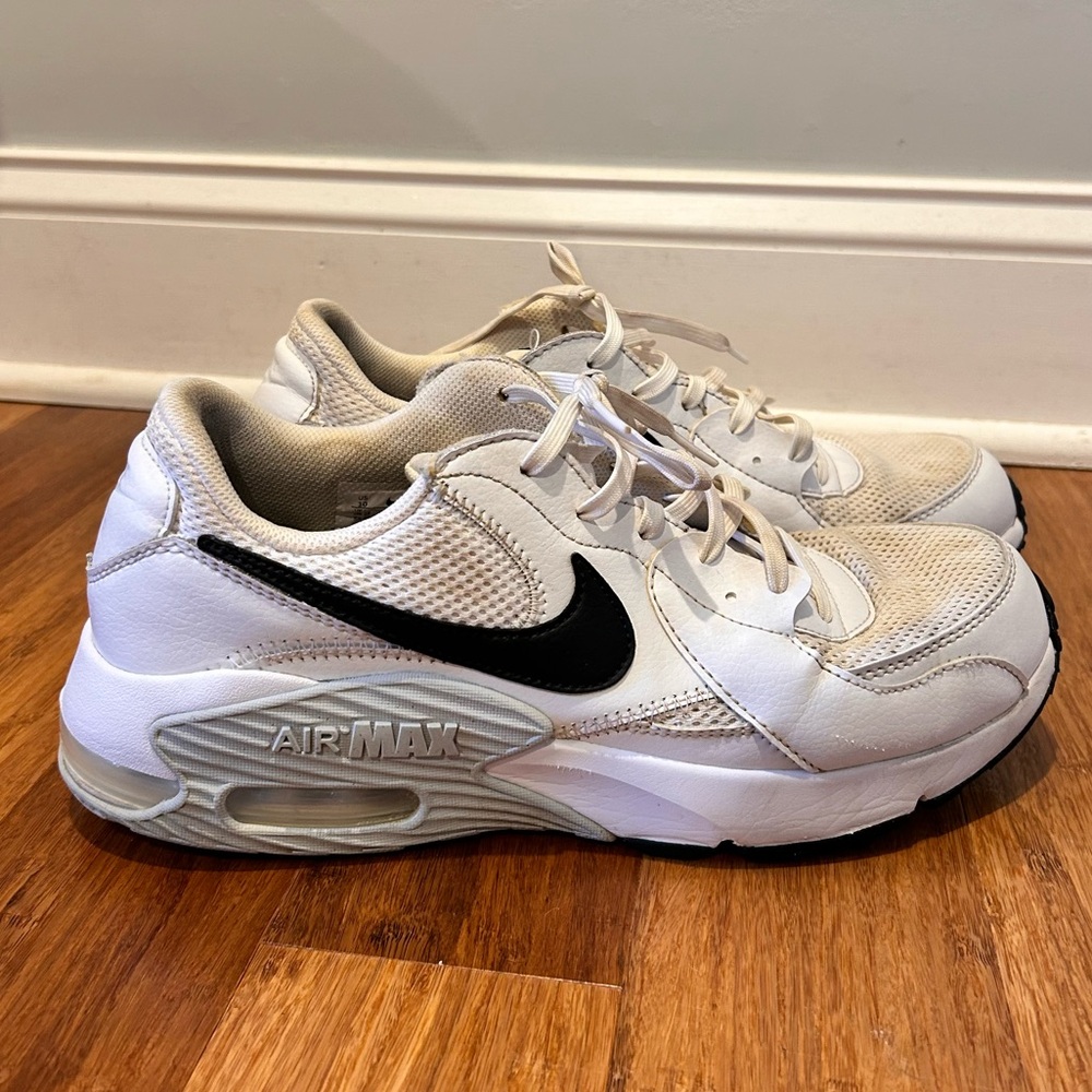 Nike Air Max Men’s 10 Good Condition white/black